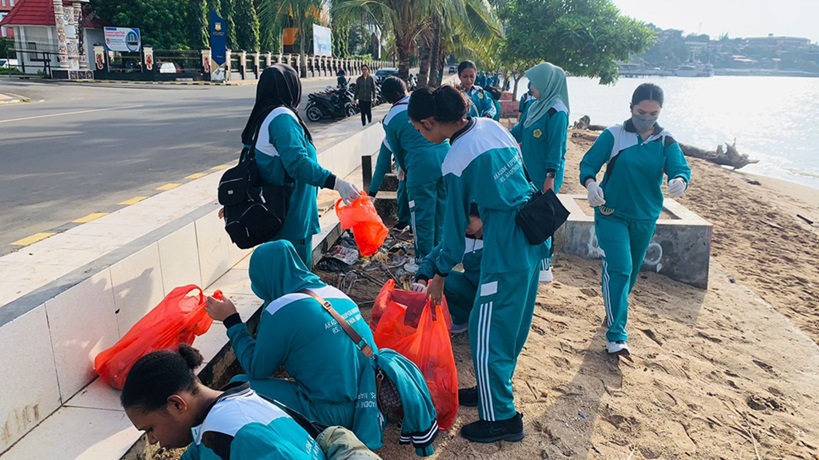 Pembersihan Kupang Dok 2